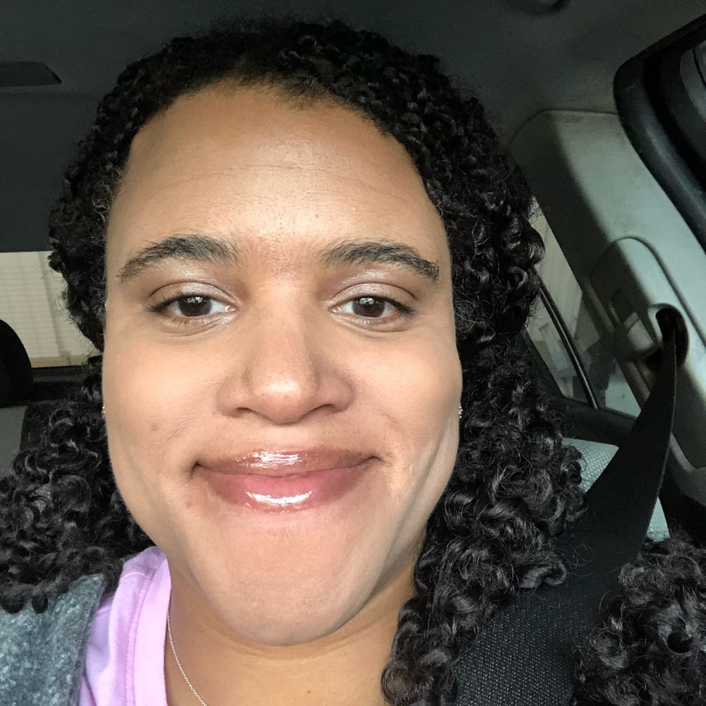 Meet your Posher, Tiffani